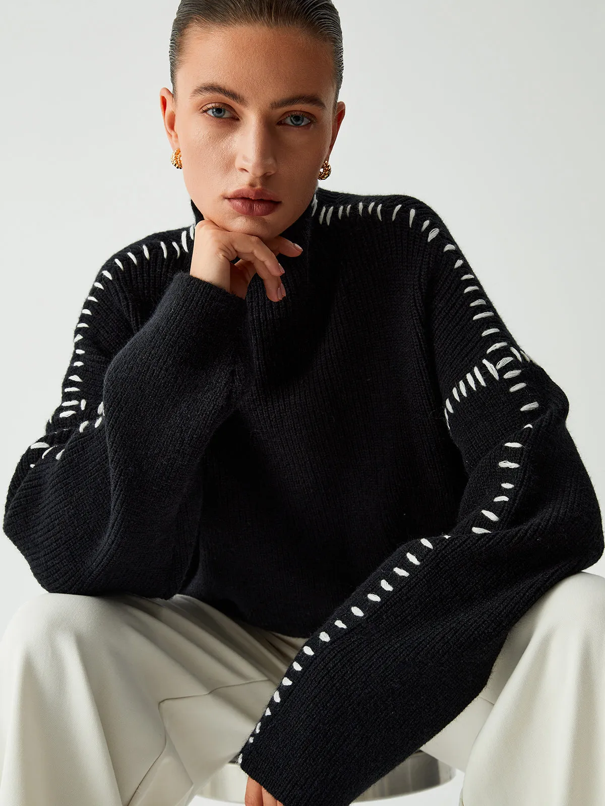 Women's Trendy Black Oversized Knitted Jumper | Ideal for Autumn/Winter